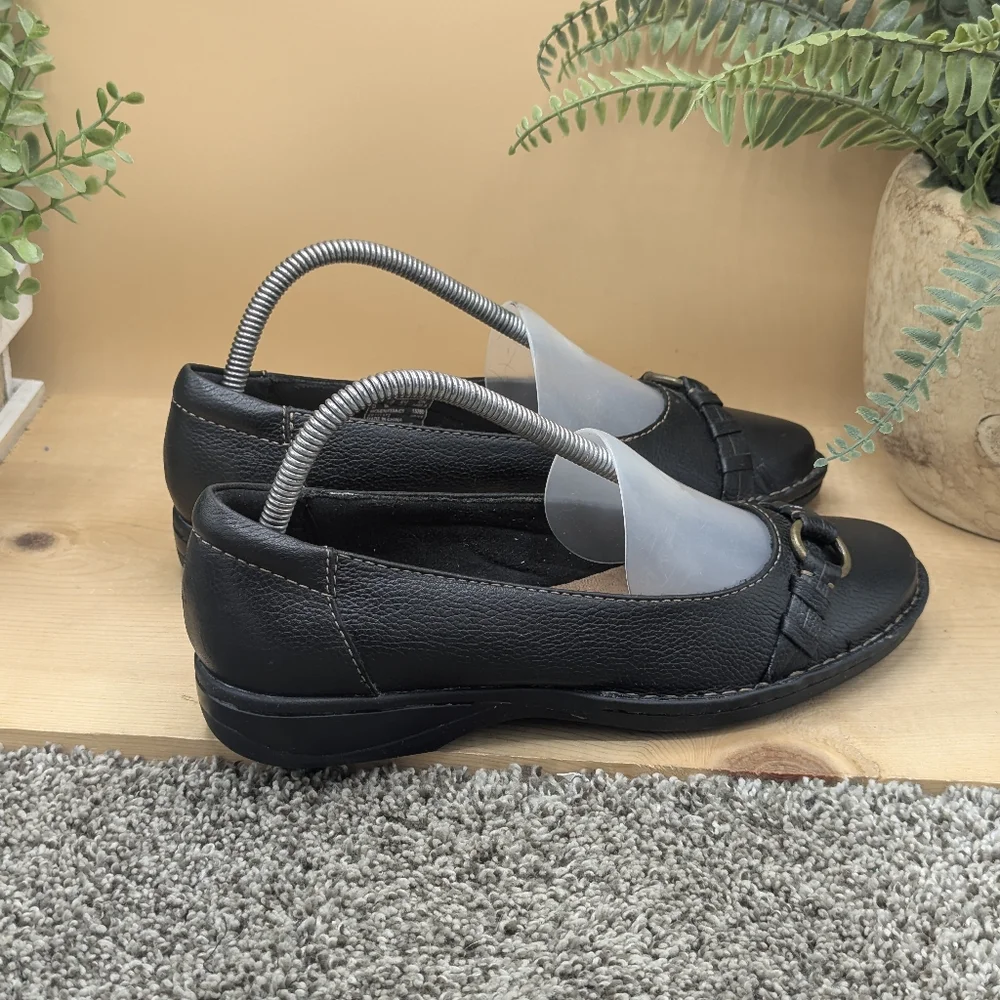 Clark's Collection Black Leather Flats Women's Size 8.5 Work School Casual Shoes